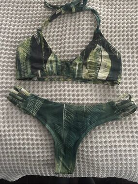 Midori Tropical Print Women’s Bikini